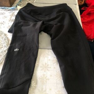 ALO Yoga  Black Leggings
